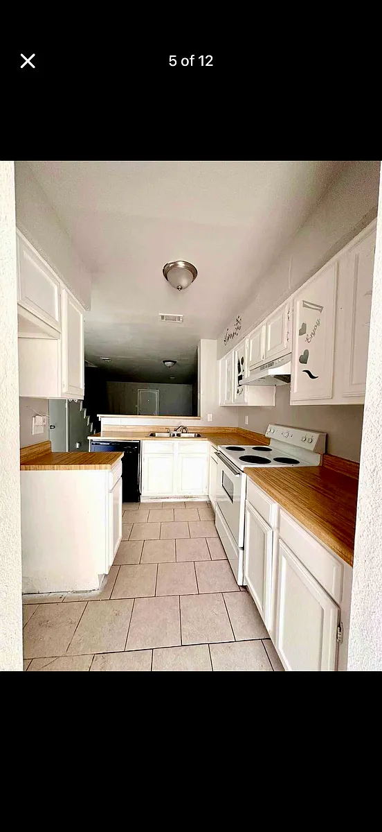 Building Photo - 9503 Olde Towne Row