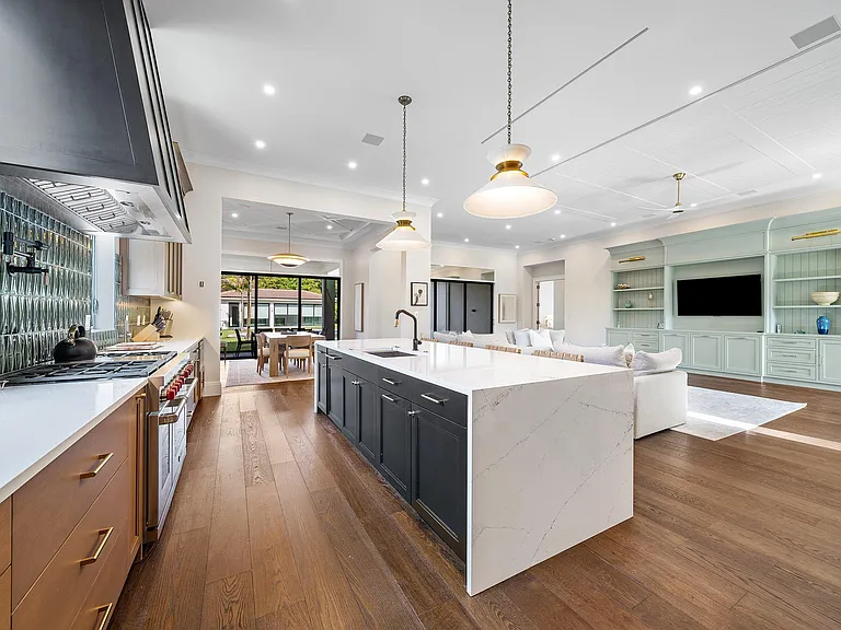 3192 Blue Cypress Ln — Photo 11