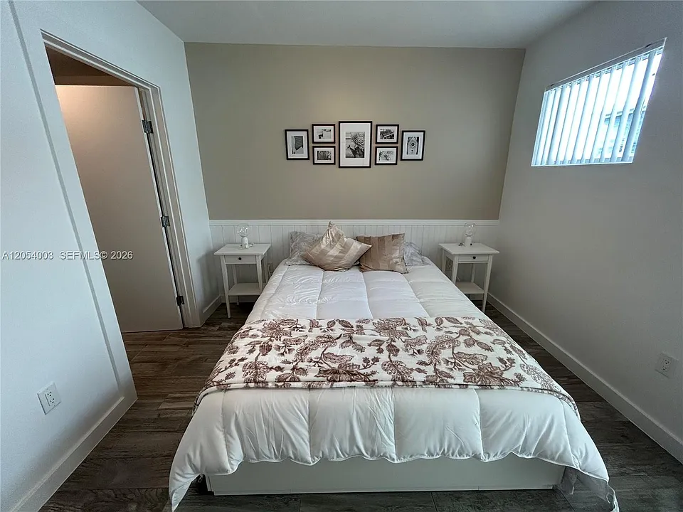 1035 Euclid Ave #27