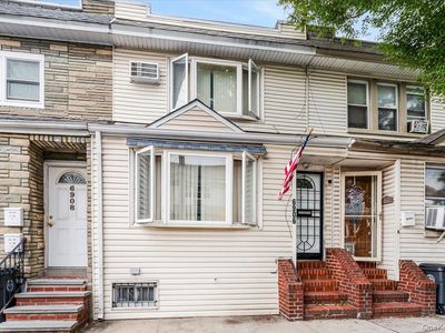 6906 79th Street, Middle Village, NY, 11379