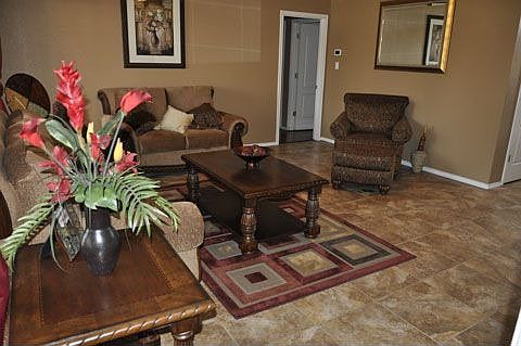 4th image of 4406 Cherrywood Dr