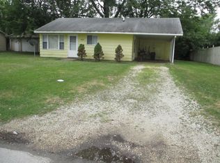 1313 Hedge Rd, Champaign, IL 61821