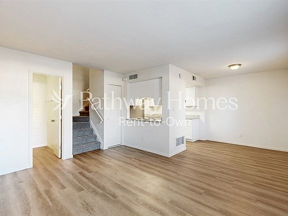 3rd image of 8047 N 32nd Dr