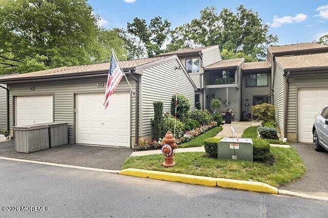 1st image of 38 Berkshire Court
