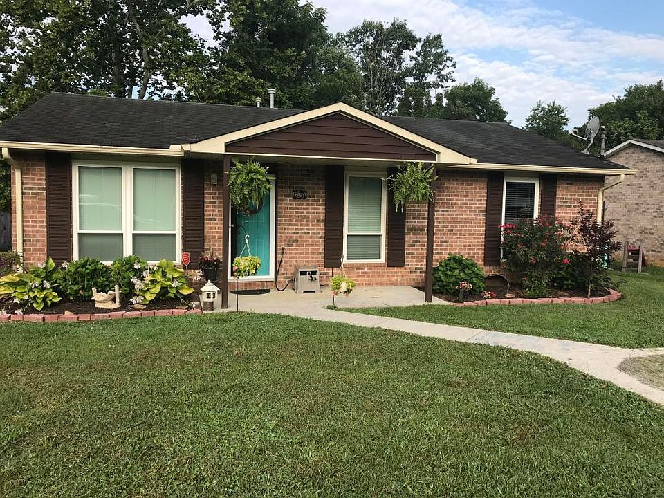 1st image of 5517 Elaine Ln