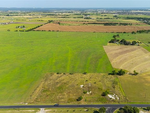 3rd image of 1499 County Road 311
