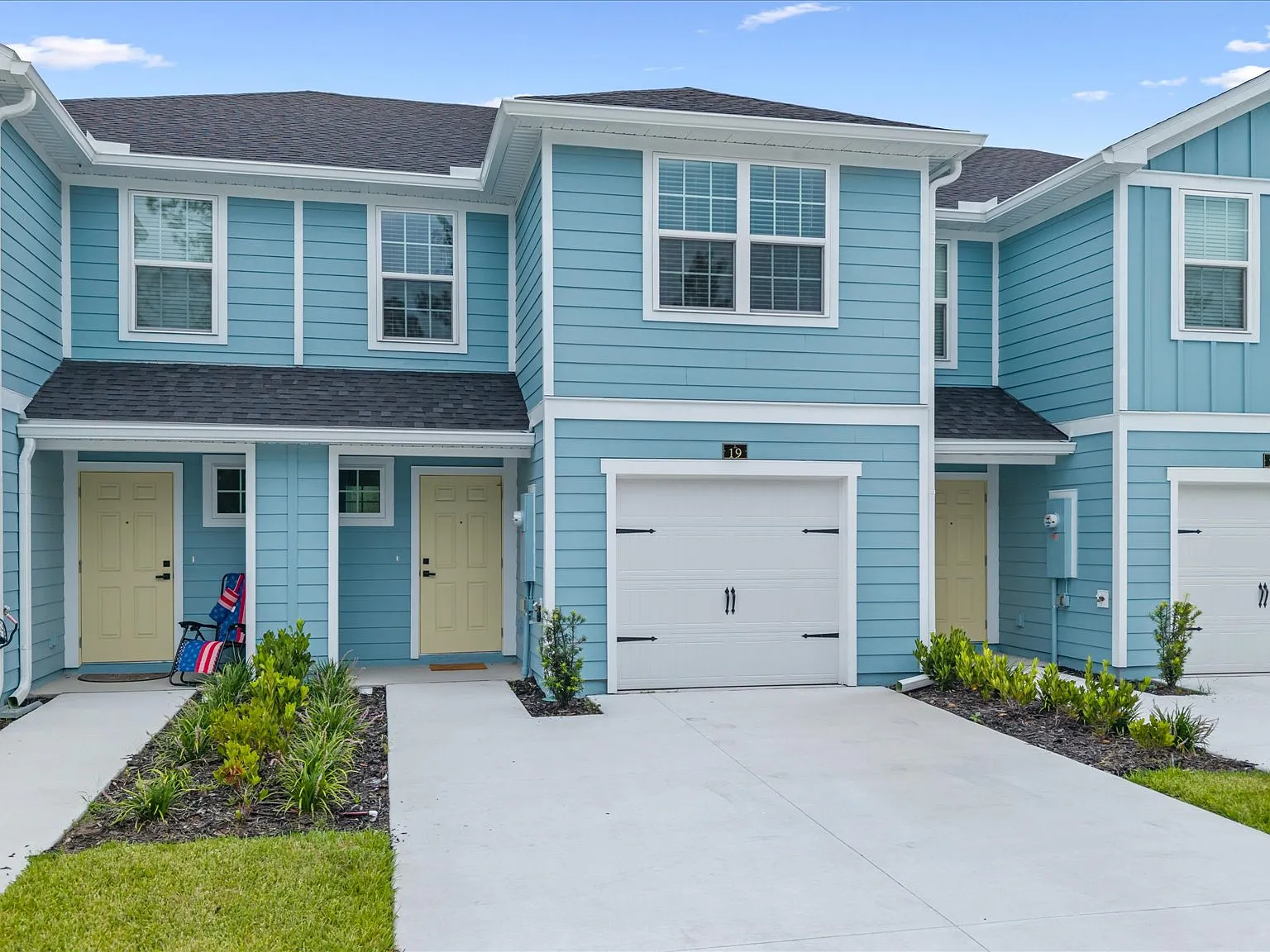 3 bed, 2.5 bath, 1466 sqft, $2,500 — Photo 1