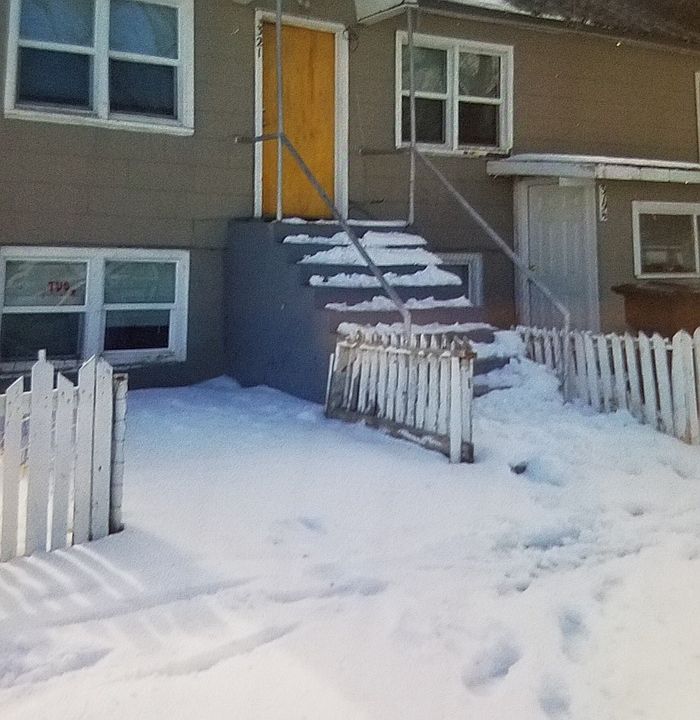 1st image of 319 Swann St