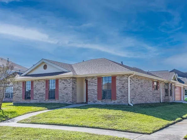 7350 Beauvoir Ct, New Orleans, LA 70128