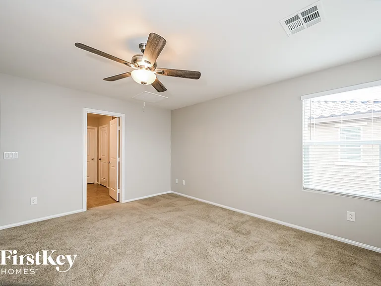 11051 Camden Bay St — Photo 10