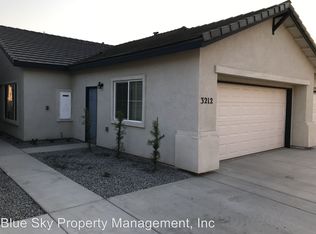 3212 S Villa St, Visalia, CA 93292