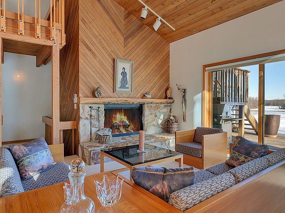 3rd image of 2508 Island View Dr