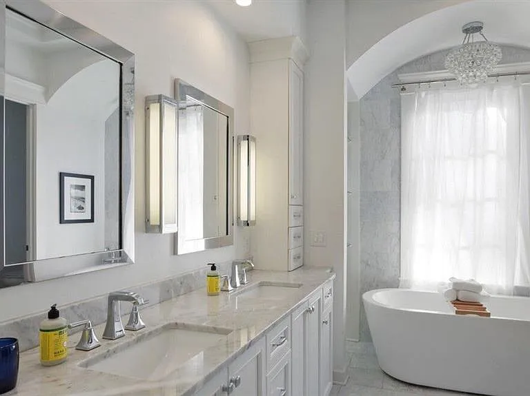 1013 Euclid Ave NE — Photo 28
