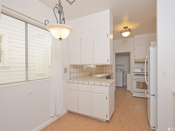 3rd image of 267 Mallorca Way