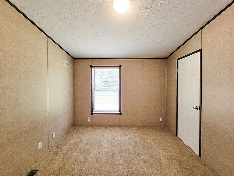10754 S Lake Shore Dr — Photo 30
