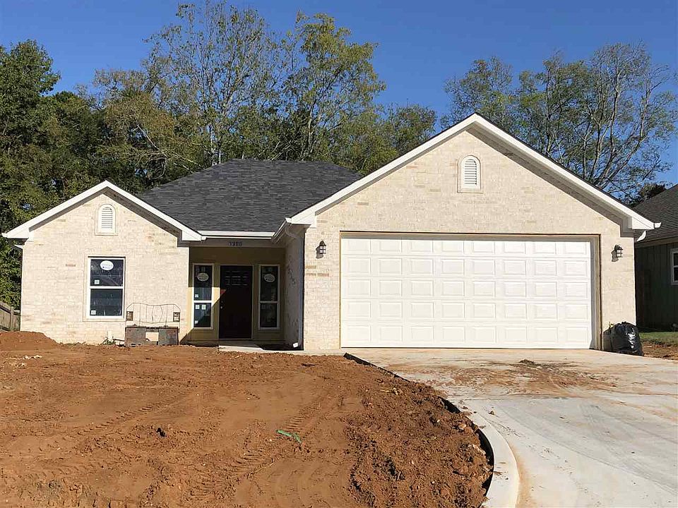 1st image of 1308 Frankie Ln