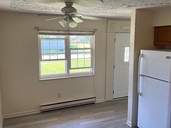 5th image of 2225 Crehore St