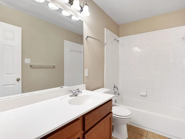 9610 Discovery Dr — Photo 25