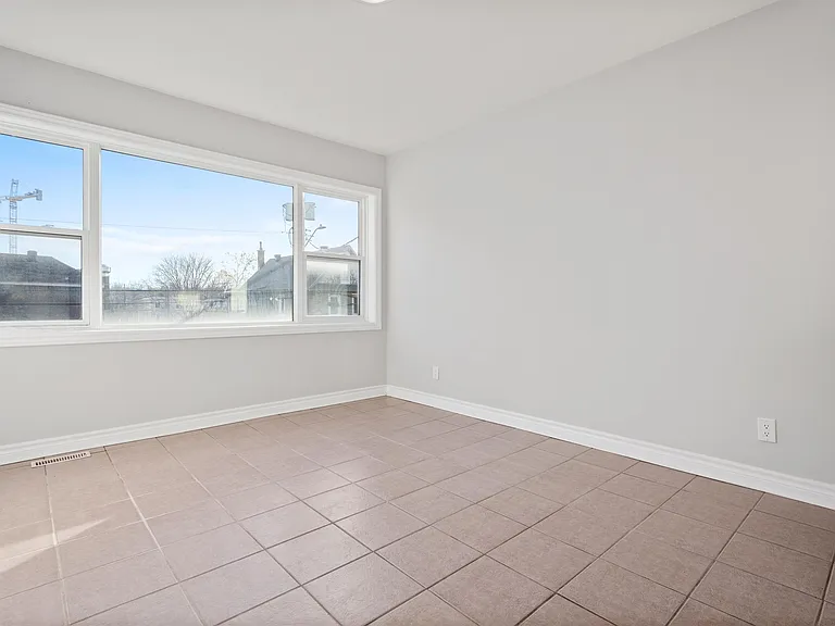 81 Beech St #2 — Photo 8