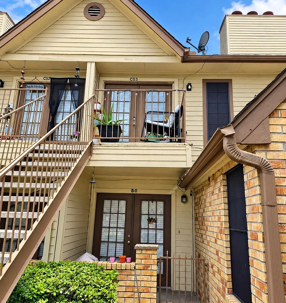 2 bed, 2.0 bath, 1120 sqft, $1,650 — Photo 1