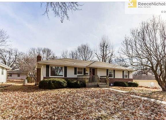 3rd image of 7507 Crescent Dr