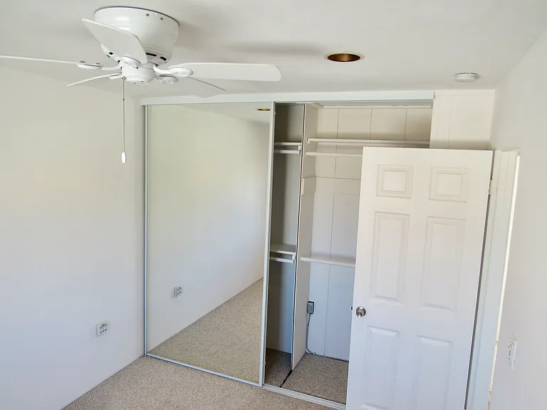 5083 Brighton Ave — Photo 10