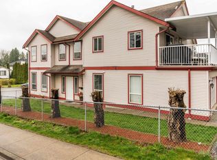 8067 Cedar St, Mission, BC V2V 3N2