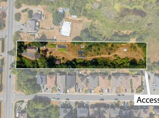 950 Bruce Ave, Nanaimo, BC V9R 4A3