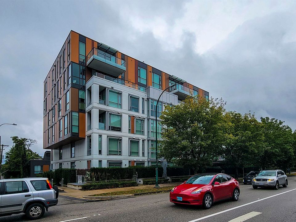 1st image of 469 King Edward Ave W #208