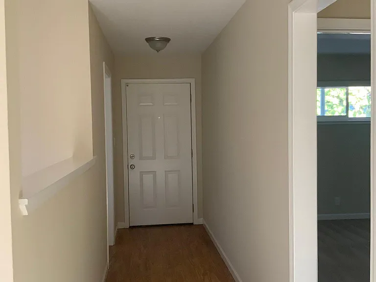 415 Acalanes Apartments — Photo 24