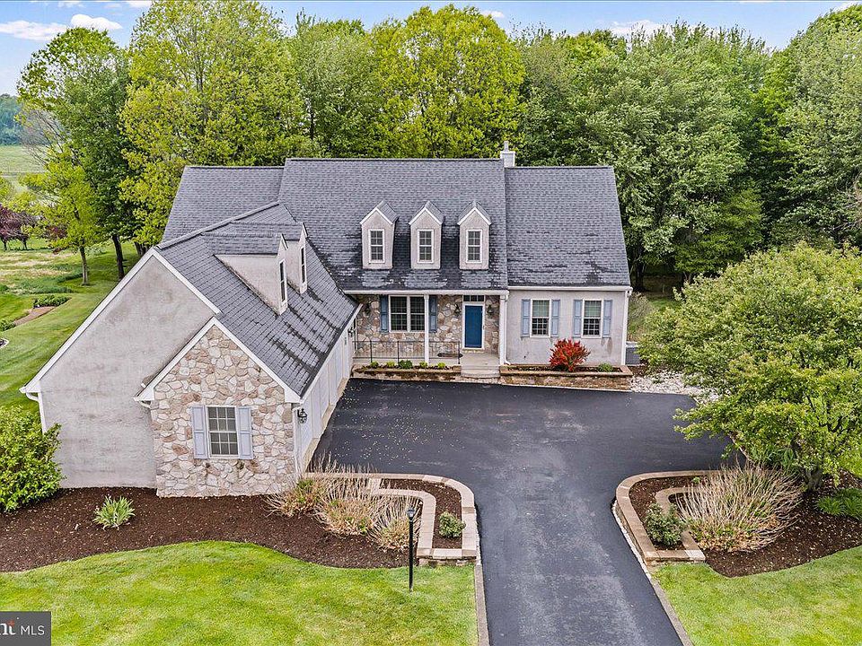 1st image of 267 Wyncote Dr