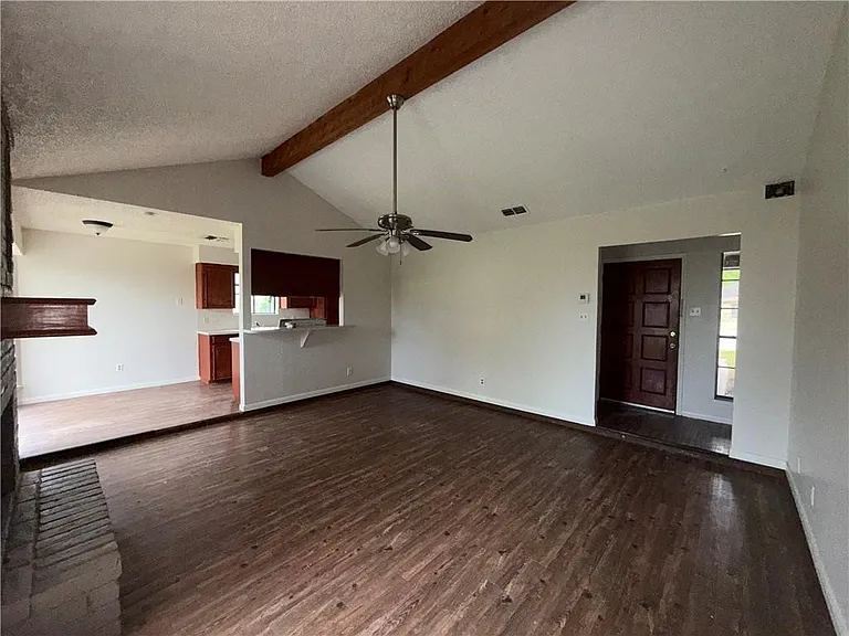 6001 Cresterrace Dr — Photo 2