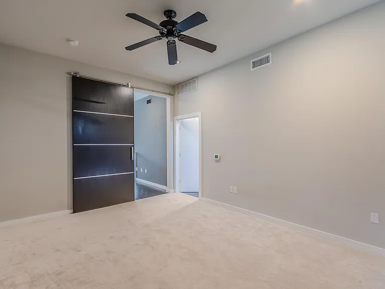 6927 Sumner St — Photo 28