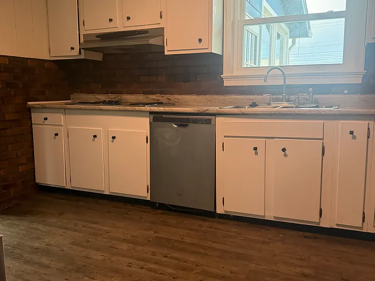 21 Montgomery Ave — Photo 21