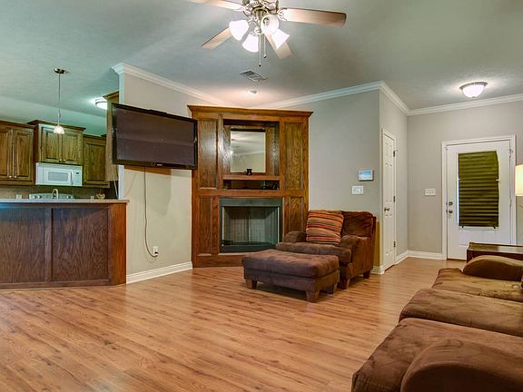 5th image of 27 Quailbrook Dr