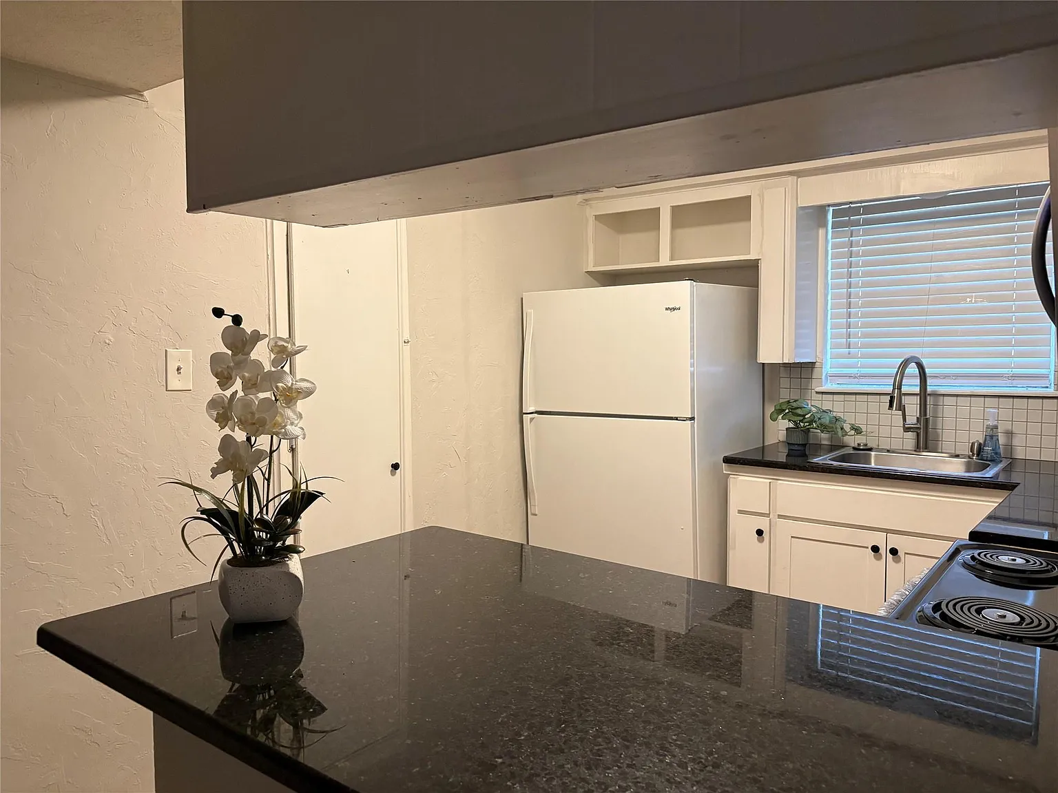 1209 N Roberson St — Photo 2