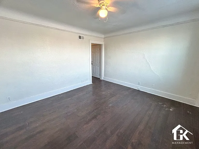 Scovel Apartments — Photo 28