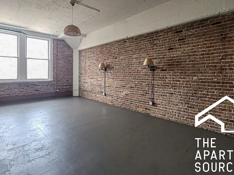 2255 S Michigan Ave #5W — Photo 8