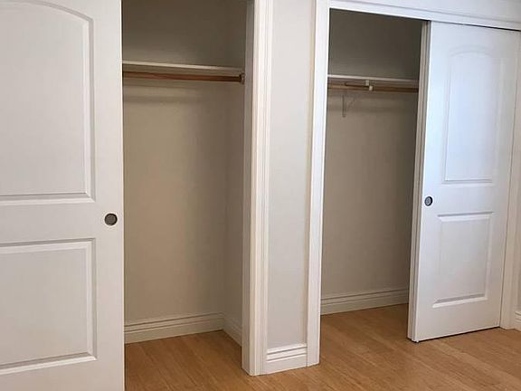 3rd image of 260 College Ave APT D