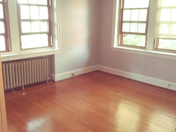 8001 Germantown Ave APT 35, Philadelphia, PA 19118