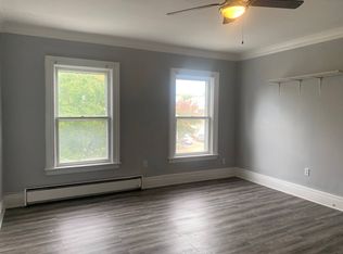 712 Union St APT 5, Schenectady, NY 12305