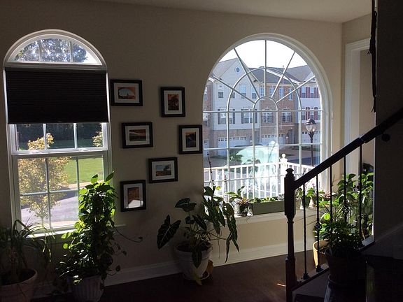 Bay window area