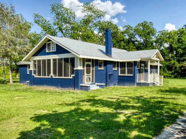 251 Walnut St, Salley, SC 29137