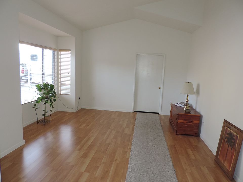 1st image of 11365 Canyon Park Dr