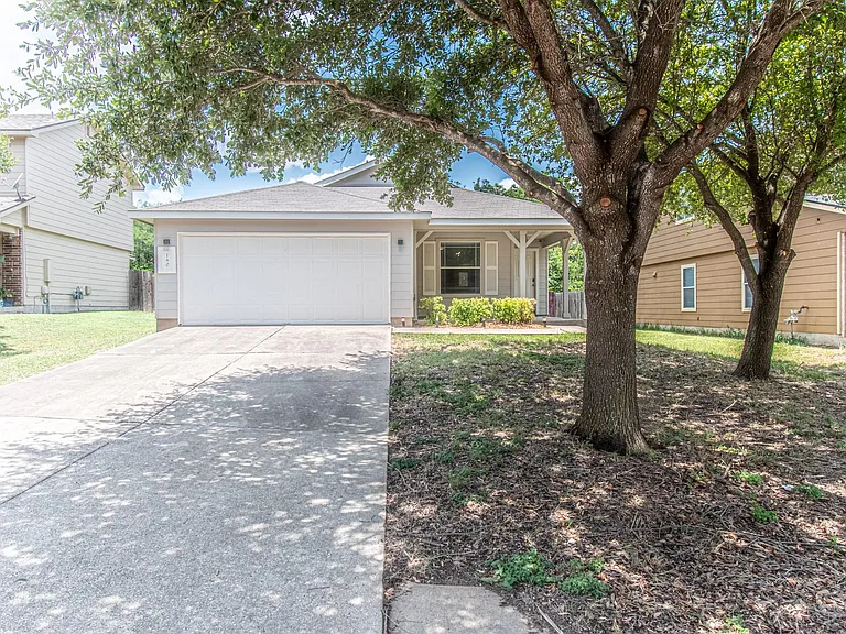 180 Onyx Lake Dr — Photo 24