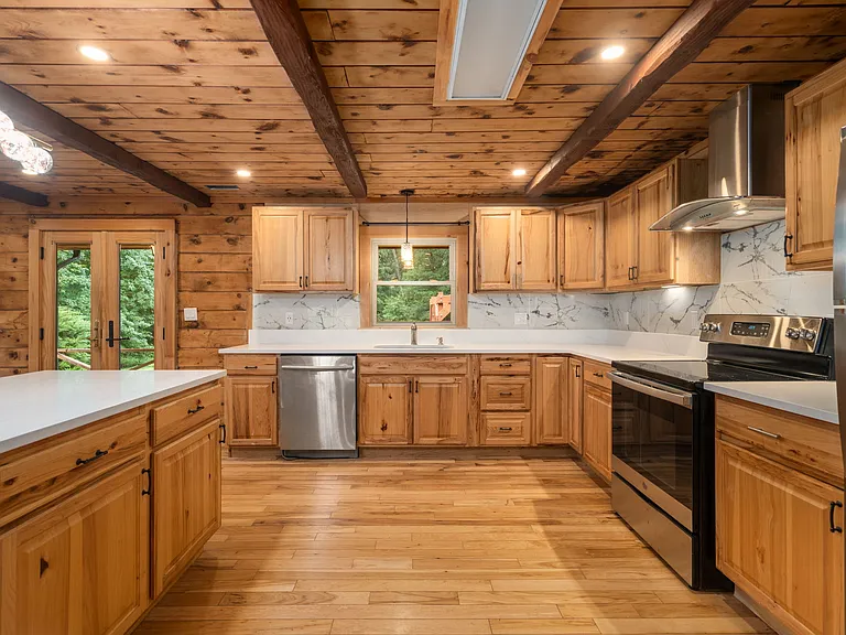 56 Parmenter Ln — Photo 14