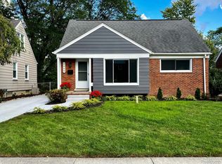 2908 Shenandoah Dr, Royal Oak, MI 48073