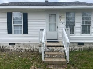 806 East Ave, Henderson, NC 27536