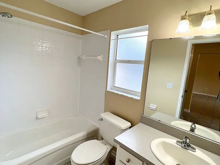 122 Parkview Dr — Photo 28