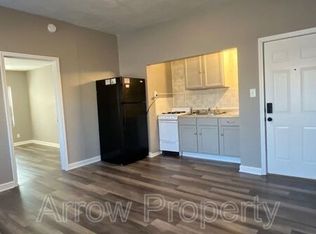 1645 E St #4, Lincoln, NE 68508